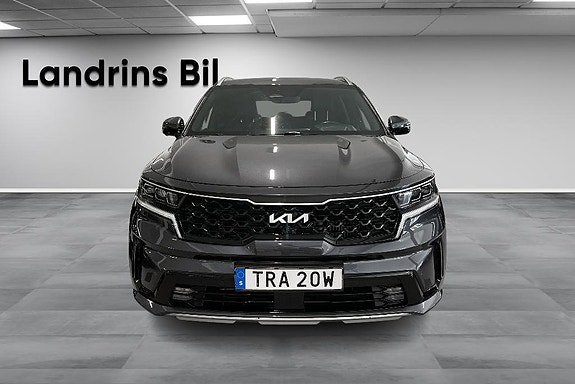 Kia Sorento 2 of 14