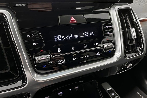 Kia Sorento 13 of 14