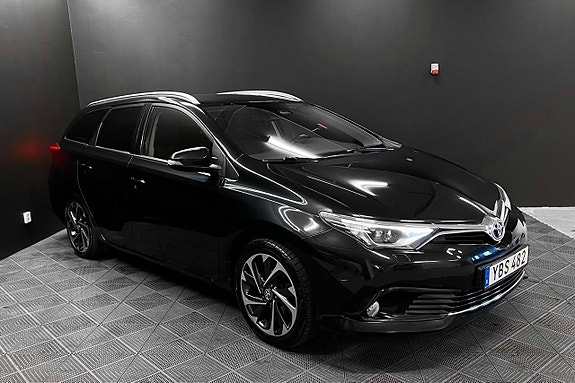 Toyota Auris 3 of 21