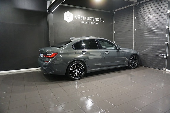 BMW 330e 7 of 27