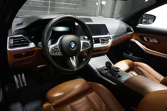 BMW 330e 13 of 27
