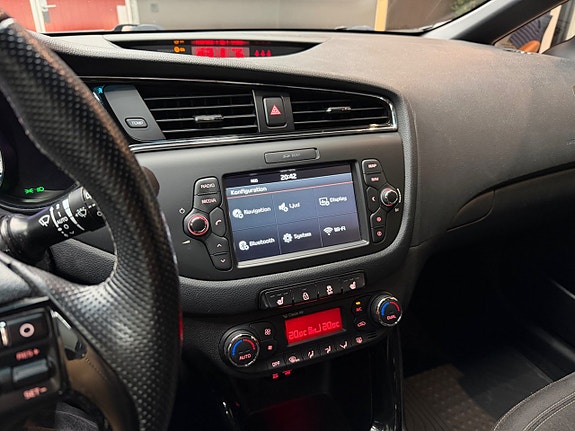 Kia Ceed 15 of 24
