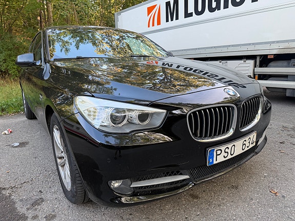 BMW 530d 2 of 16