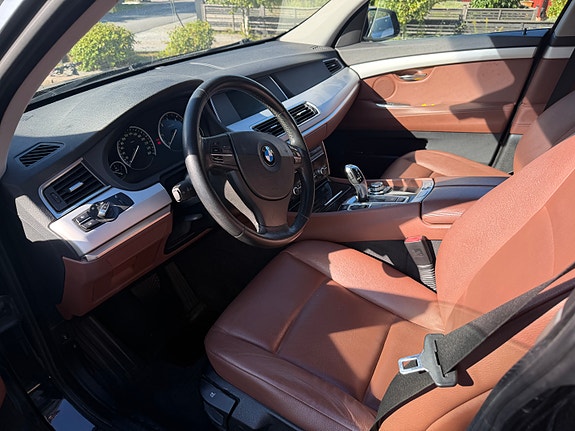 BMW 530d 12 of 16