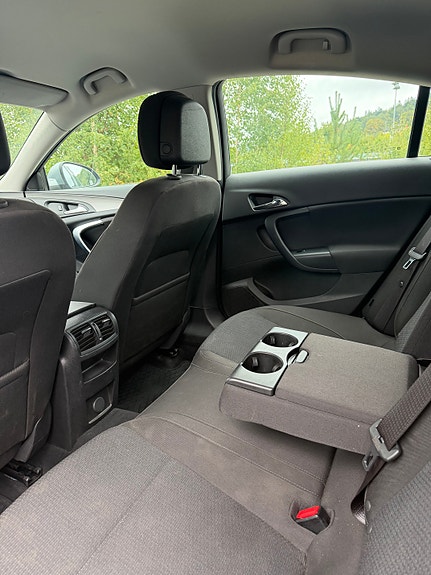 Opel Insignia 7 of 16