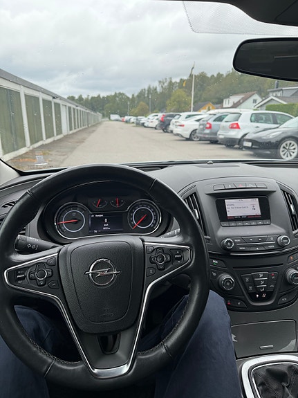 Opel Insignia 14 of 16