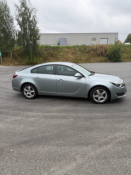 Opel Insignia 6 of 16