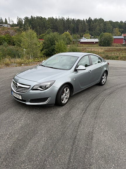 Opel Insignia 2 of 16