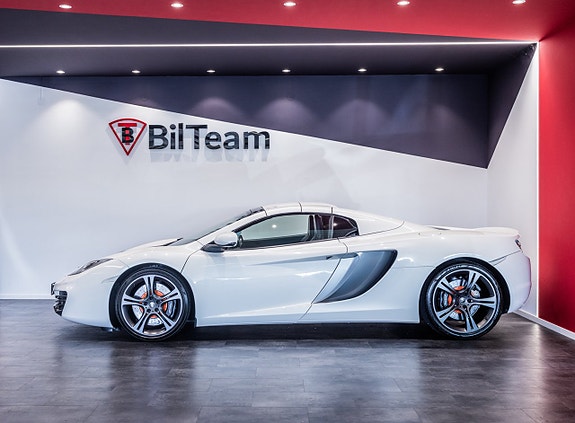McLaren MP4-12C 8 of 30