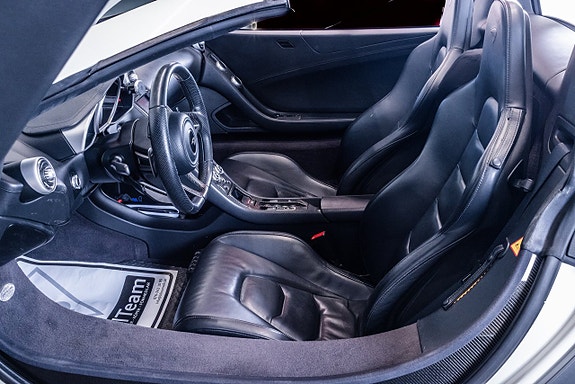 McLaren MP4-12C 24 of 30