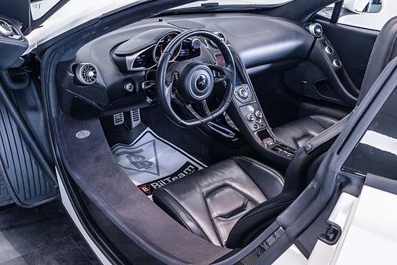 McLaren MP4-12C 22 of 30