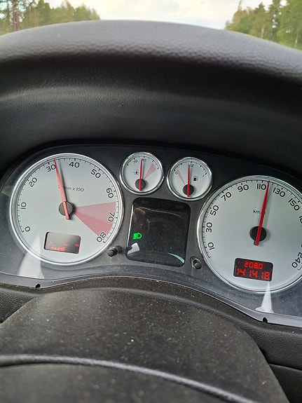 Peugeot 307 CC 5 of 11