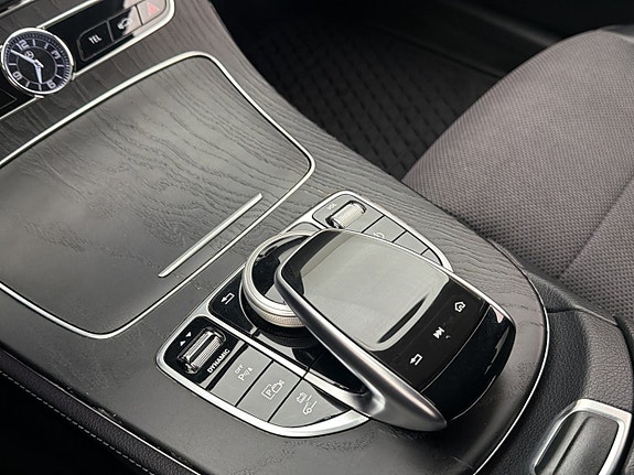 Mercedes-Benz E300 de 30 of 30