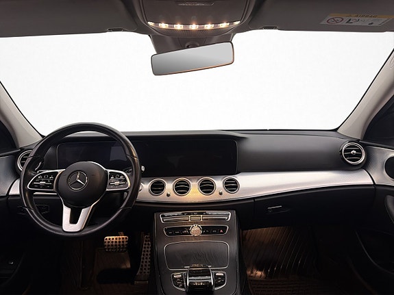 Mercedes-Benz E300 de 14 of 30