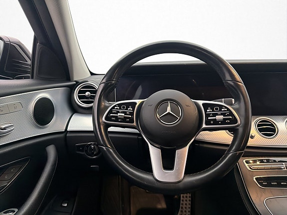 Mercedes-Benz E300 de 15 of 30