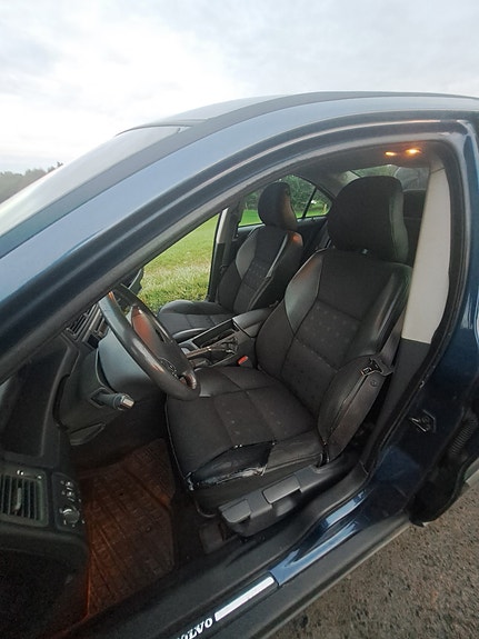 Volvo S60 6 of 11