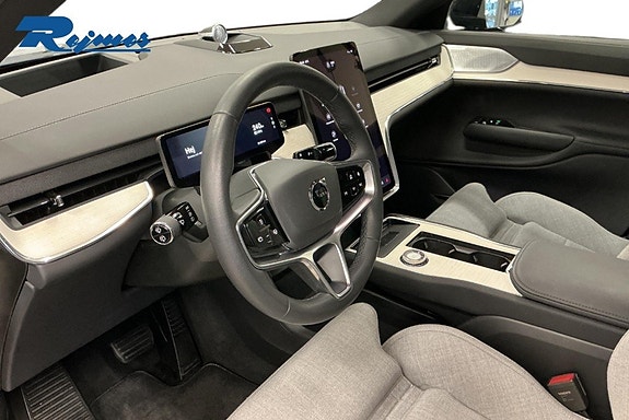 Volvo EX90 7 of 18
