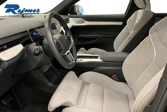 Volvo EX90 6 of 18