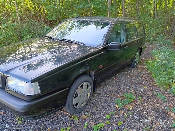 Volvo 850 2 of 15