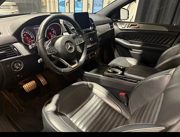 Mercedes-Benz GLE350 d 7 of 22