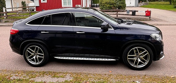 Mercedes-Benz GLE350 d 4 of 22