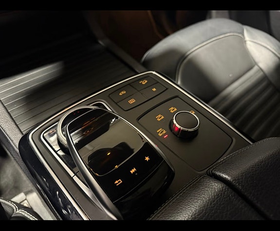 Mercedes-Benz GLE350 d 10 of 22