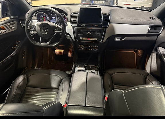 Mercedes-Benz GLE350 d 18 of 22