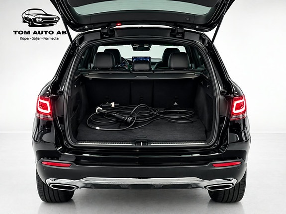 Mercedes-Benz GLC300 de 8 of 30