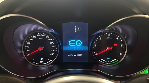 Mercedes-Benz GLC300 de 25 of 30