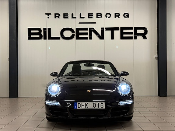 Porsche 911 Carrera 4S 7 of 27