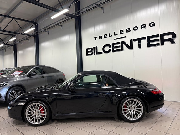 Porsche 911 Carrera 4S 5 of 27