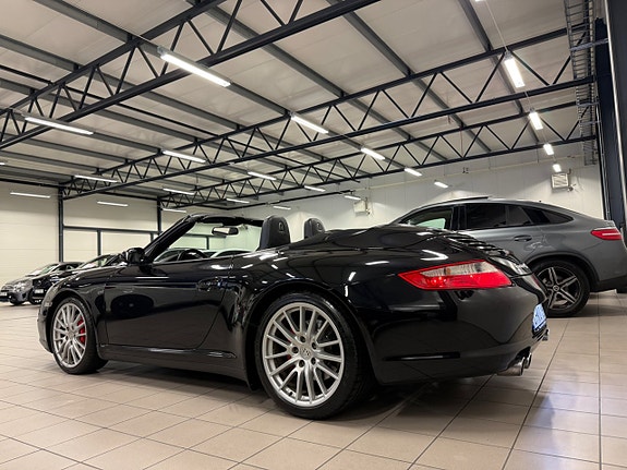 Porsche 911 Carrera 4S 11 of 27