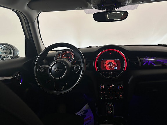 MINI Cooper S 21 of 23