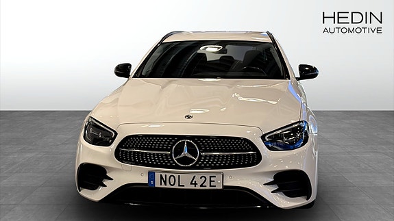Mercedes-Benz E220 8 of 12