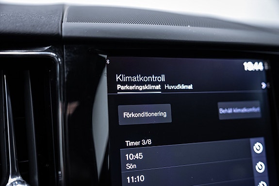 Volvo XC60 21 of 27