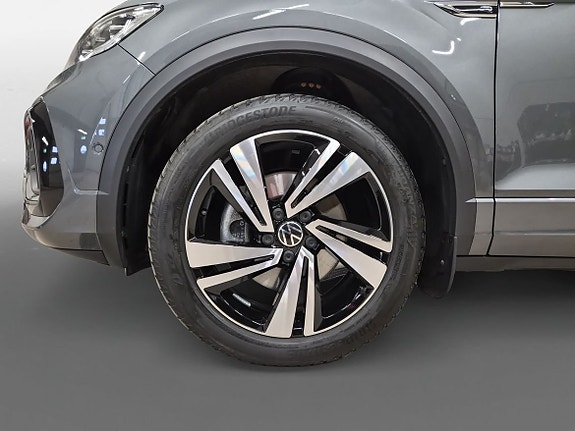 Volkswagen T-Roc 14 of 15