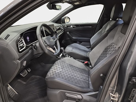 Volkswagen T-Roc 9 of 15