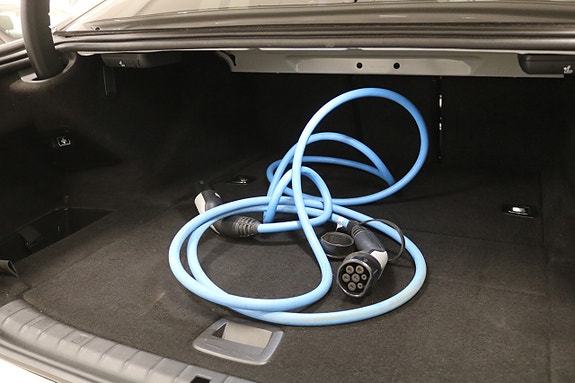 BMW 530e 28 of 29