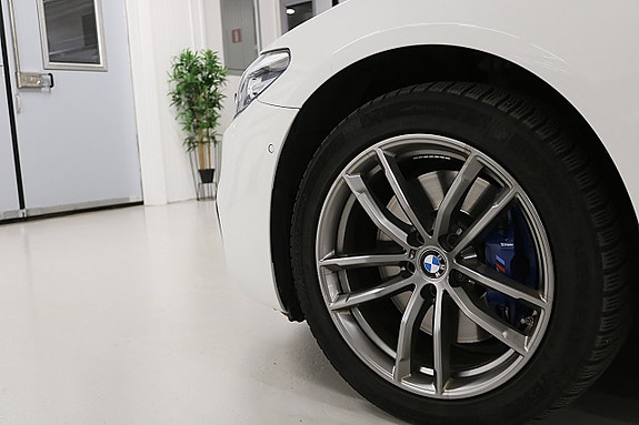 BMW 530e 10 of 29