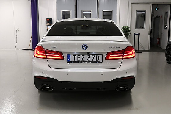 BMW 530e 6 of 29