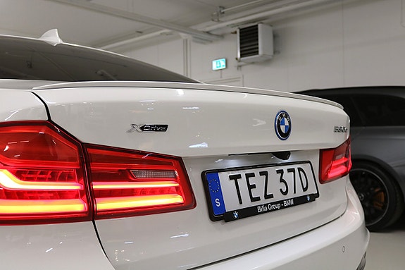BMW 530e 8 of 29