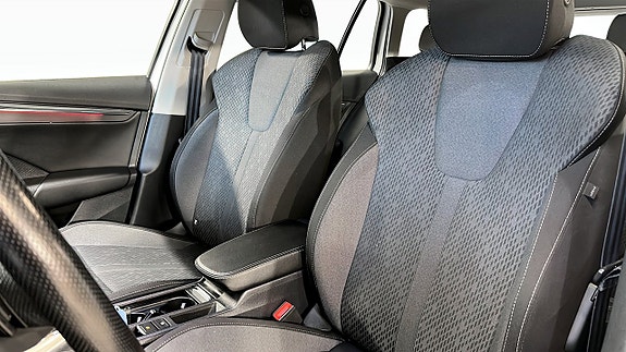 Skoda Octavia 8 of 19