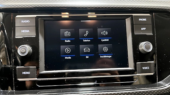 Volkswagen T-Cross 9 of 20