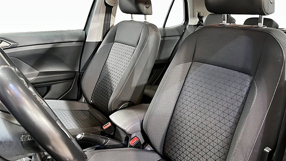 Volkswagen T-Cross 8 of 20