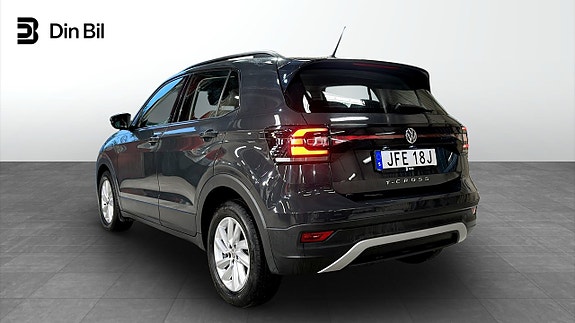 Volkswagen T-Cross 3 of 20