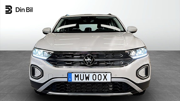 Volkswagen T-Roc 4 of 20