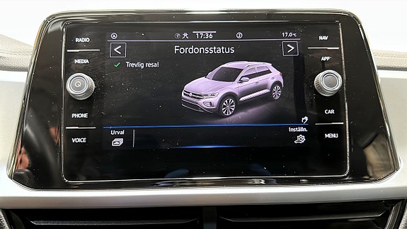 Volkswagen T-Roc 20 of 20