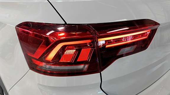 Volkswagen T-Roc 14 of 20