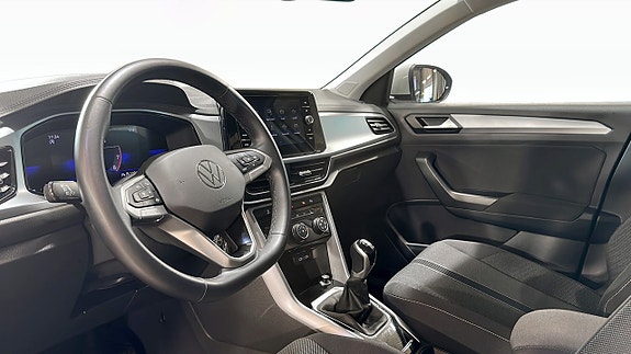Volkswagen T-Roc 7 of 20