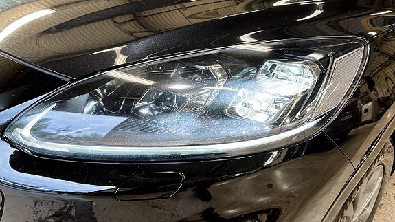 Ford Kuga 16 of 21
